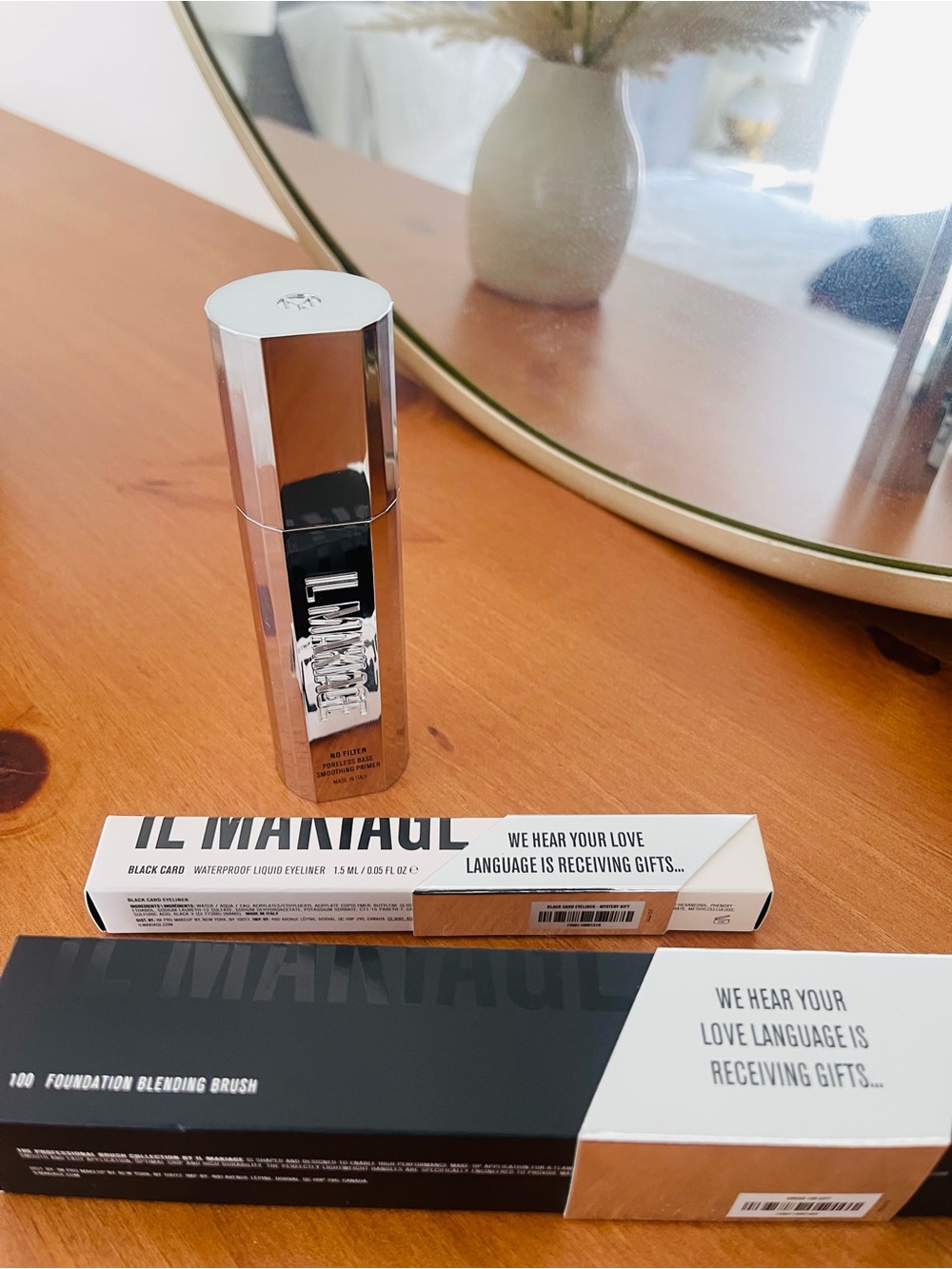 IL MAKIAGE Men's Grooming Serum Stick - Chrome Silver Finish
